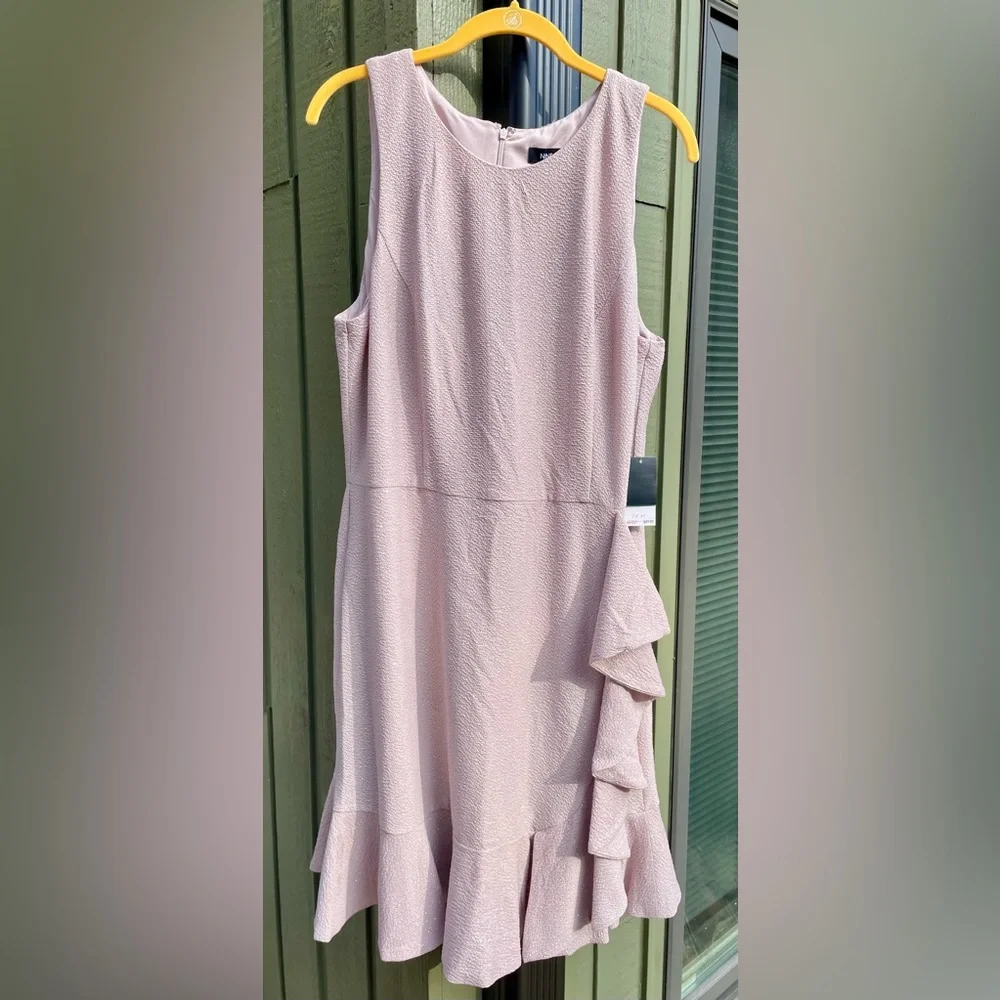 NINE WEST Knee-Length Cocktail Dress in Stretch Knit Fabric w/sparkle. - Picture 3 of 8